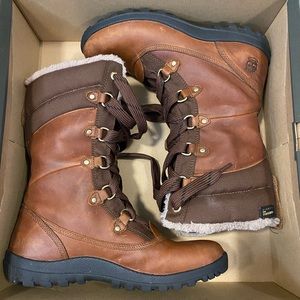 Timberland brown leather winter boots size 10